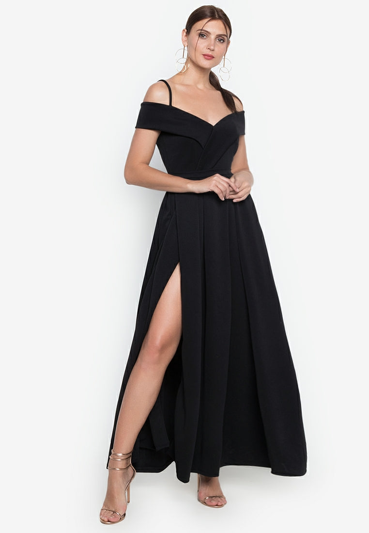 Off-the-Shoulder High-Slit Gown in Black Heather Clothing Off-the-Shoulder High-Slit Gown in Black Heather Clothing
