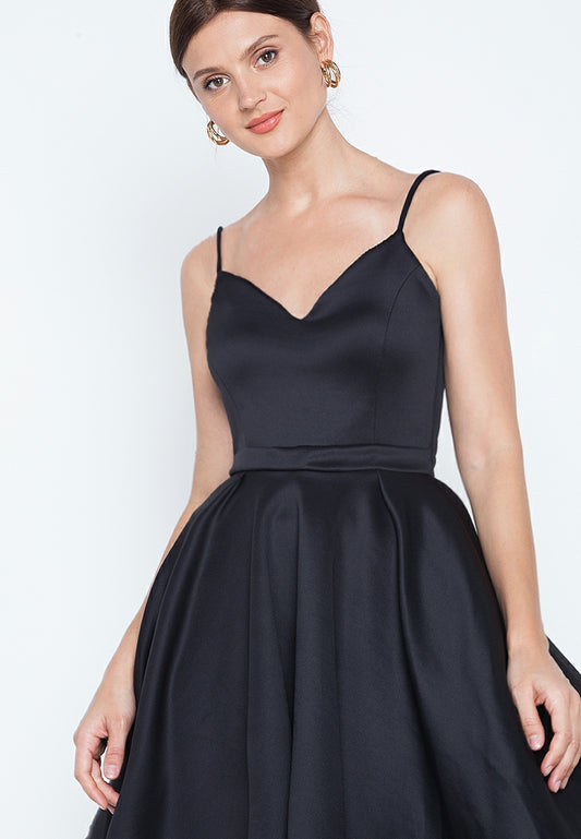 Mini Backless Dress in Black