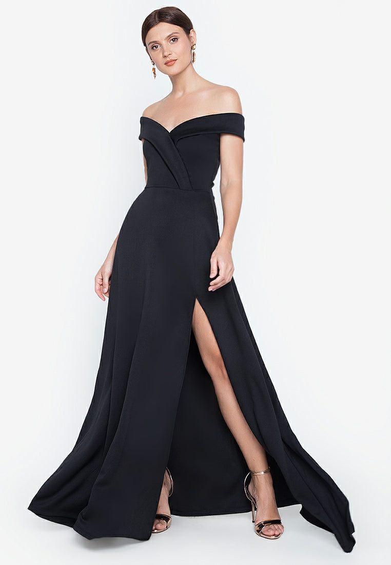 Off-the-Shoulder Maxi Dress in Black