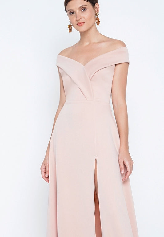 Off-the-Shoulder Maxi Dress in Dusty Pink