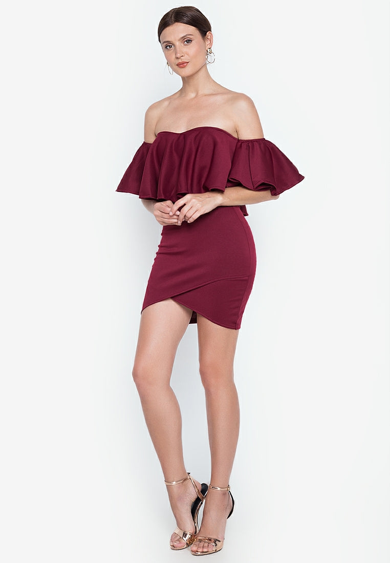 Off-the-Shoulder Frill Wrap Mini Set in Maroon