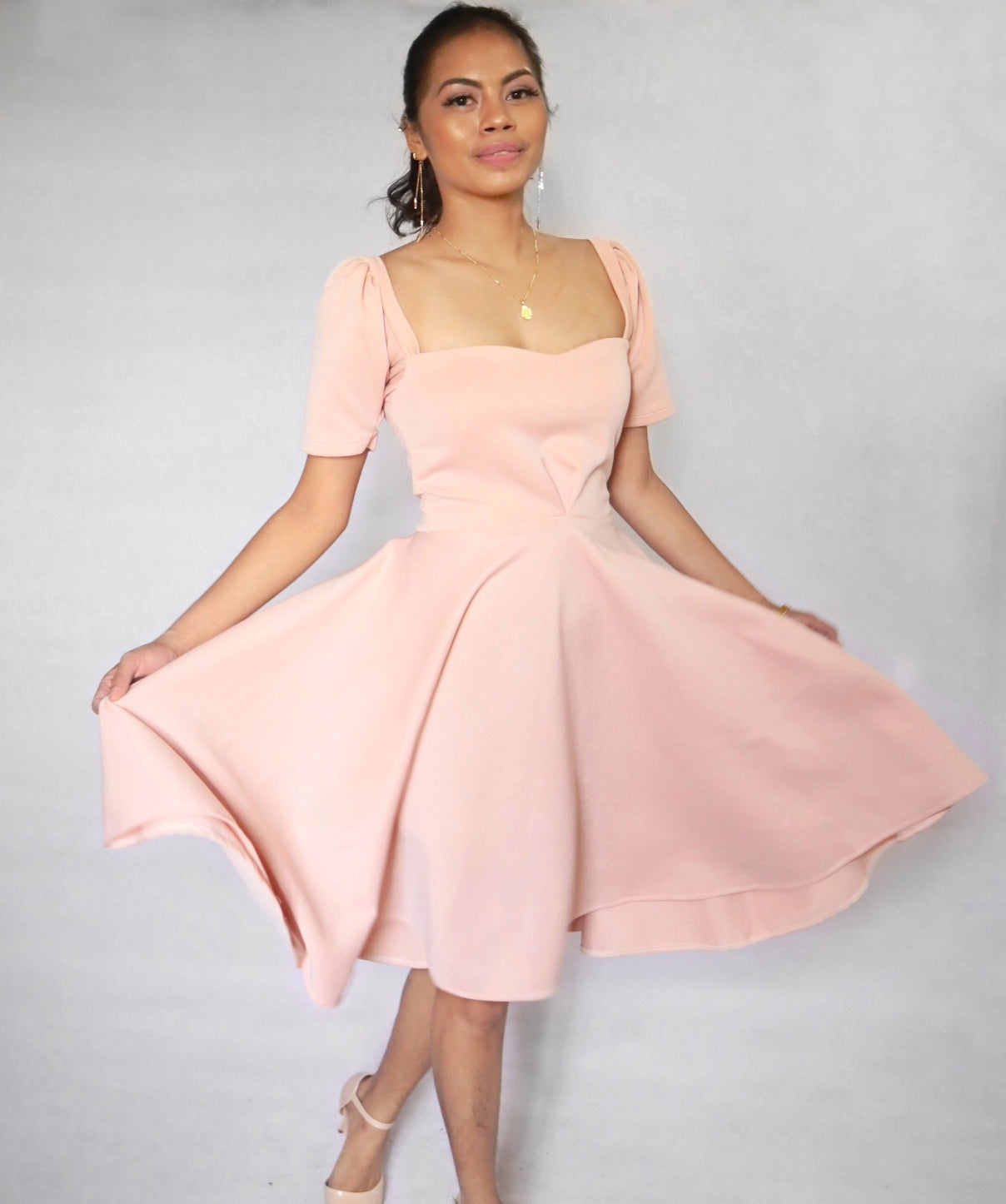 Puff Sleeved Dress in Dusty Pink