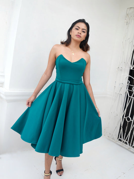 Sweetheart Tea-Length Dress