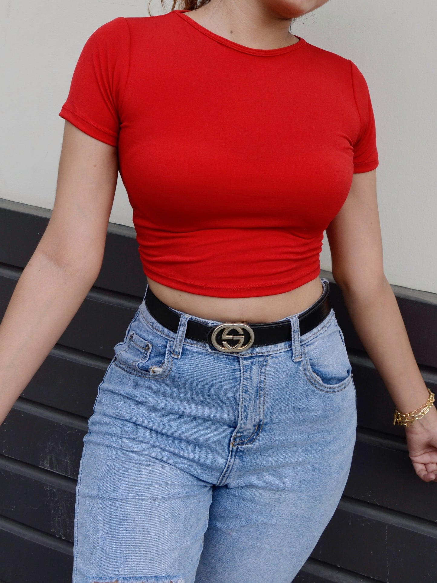 Basic Fitted Croptop Tee in Red